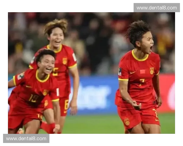 中国足球奋力冲击世界杯赛场实现历史性突破之路